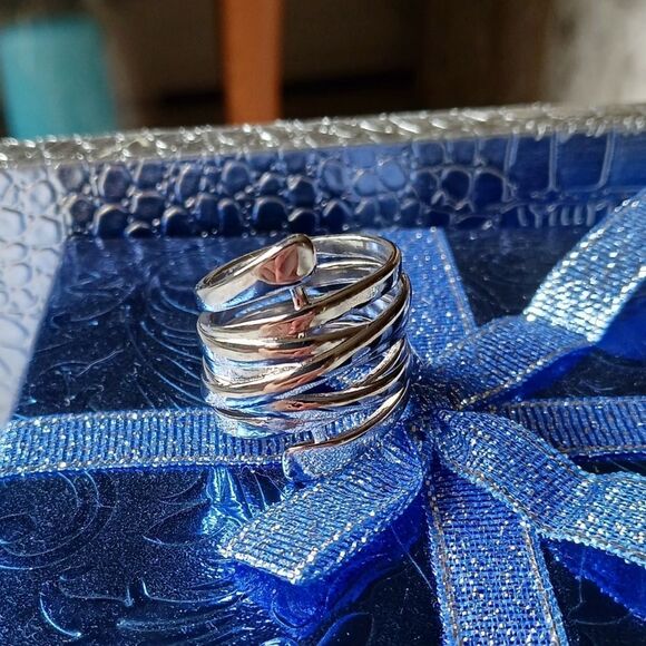 Sterling Silver Wide Stacked Ring - Size 7 and 8 - Picture 4 of 12
